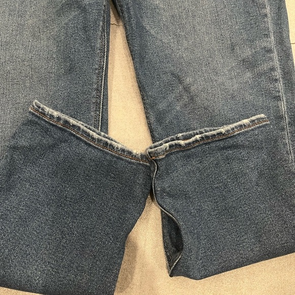 [US10L]American Eagle Stretch Mom Jeans Button Fly Classic Blue Denim Jeans - Picture 7 of 10